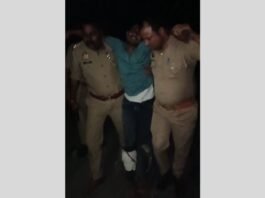 जौनपुर में मुठभेड़ के बाद गौ-तस्कर गिरफ्तार, पैर में लगी गोली, 4 गौवंश समेत तमंचा-पिकअप बरामद