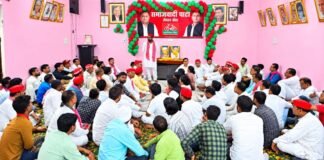 UP: गांधी जयंती पर बांदा में सपा का ‘लोकतंत्र बचाओ सप्ताह’ शुरू, ‘वोट बचाओ-देश बचाओ’ मार्च का ऐलान