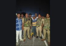 गोरखपुर हॉफ एनकाउंटर में चाचा-भतीजा गिरफ्तार, गांव के बाहर बरामद हुआ था गोवंश का अवशेष