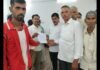 बरेली में 11 हजार वोल्ट की लाइन बनी जानलेवा, 3 महीने में 4 मौतों का दावा; ग्रामीणों ने सौंपा ज्ञापन