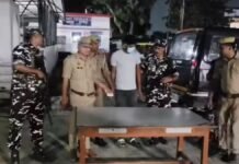 बहराइच में स्मैक के खिलाफ पुलिस-एसएसबी का बड़ा वार, नशीले पदार्थ के साथ तस्कर गिरफ्तार