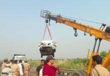 UP: पूर्वांचल एक्सप्रेसवे पर हादसा, तीन टेनिस खिलाड़ियों की मौत, तीन गंभीर