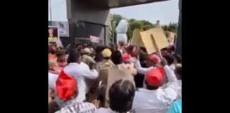 सिद्धार्थनगर कलेक्ट्रेट में सपा का संग्राम, सीएम का पुतला फूंकने की कोशिश, पुलिस से नोक-झोंक