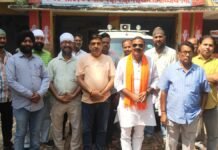 UP: मुगलसराय में दुकानदारों को राहत, 4 फीट पीछे नहीं हटेंगी दुकानें, नगर पालिका ने किया स्पष्ट