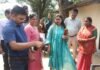 स्वरोजगार से आत्मनिर्भरता की राह पर ग्रामीण महिलाएं कलेक्टर ने पूजा महिला स्व-सहायता समूह की आजीविका गतिविधियों का लिया जायजा