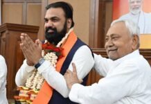 नीतीश के करीबी IAS की बिहार में फिर होगी एंट्री! सम्राट चौधरी के प्रधान सचिव बनने की चर्चा