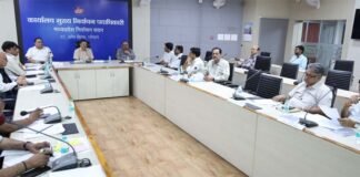 मुख्य निर्वाचन पदाधिकारी कार्यालय में राजनीतिक दलों की बैठक संपन्न