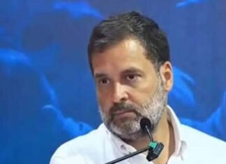 राहुल गांधी के खिलाफ महिला पत्रकार की शिकायत, बदसलूकी का आरोप