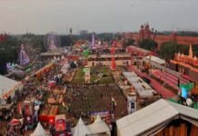 रामलीला मैदान में प्रदर्शन महंगा, GST से बढ़ा खर्च