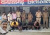 वर्दी की आड़ में साजिश! रतलाम शराब दुकान लूटकांड में पुलिसकर्मी सहित 6 आरोपी गिरफ्तार