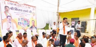 उप मुख्यमंत्री विजय शर्मा ने कबीरधाम के वनांचल ग्रामों में लगाई चौपाल