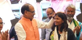 महिला किसान दिवस पर सांची में शिवराज सिंह चौहान का संवाद, 46 ग्रामीण सड़कों का भी किया भूमिपूजन