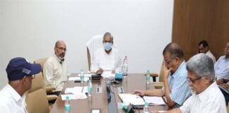 किसानों को रबी सीजन के लिये बिजली की पर्याप्त उपलब्धता सुनिश्चित करें : ऊर्जा मंत्री तोमर