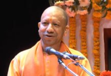 धन के लिए धर्म नहीं त्यागूंगा, छिड़ गया युद्ध तो बम-गोले भी दागूंगा : मुख्यमंत्री योगी आदित्यनाथ