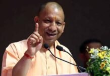 महर्षि वाल्मीकि आश्रम में सीएम योगी ने की पूजा-अर्चना, प्राचीन शिवलिंग और सीता कुटिया के भी किए दर्शन